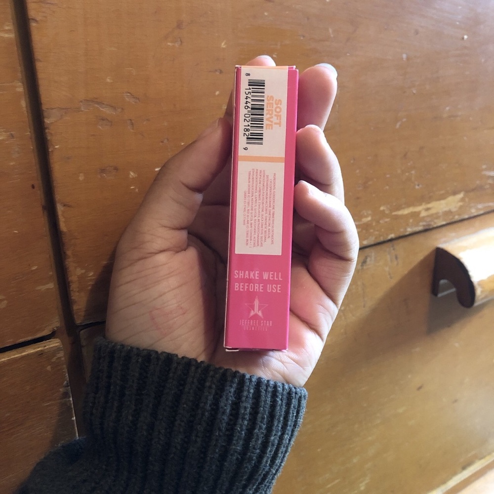 Jeffree star liquid lipstick - Picture 3 of 3